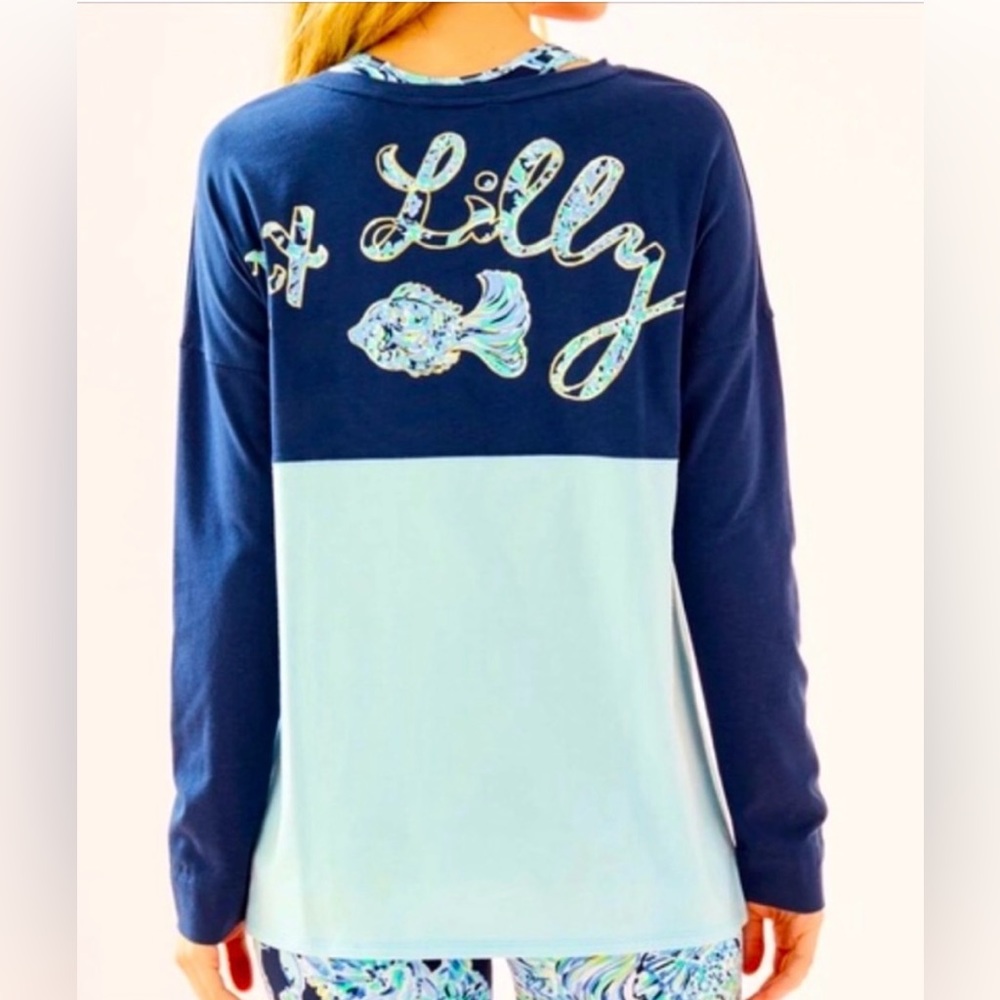 MAKE A REASONABLE OFFER Lilly Pulitzer Scuba Doo Finn Fish Top